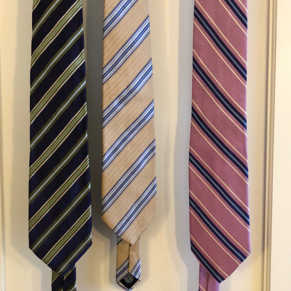 TWO silk men’s ties!